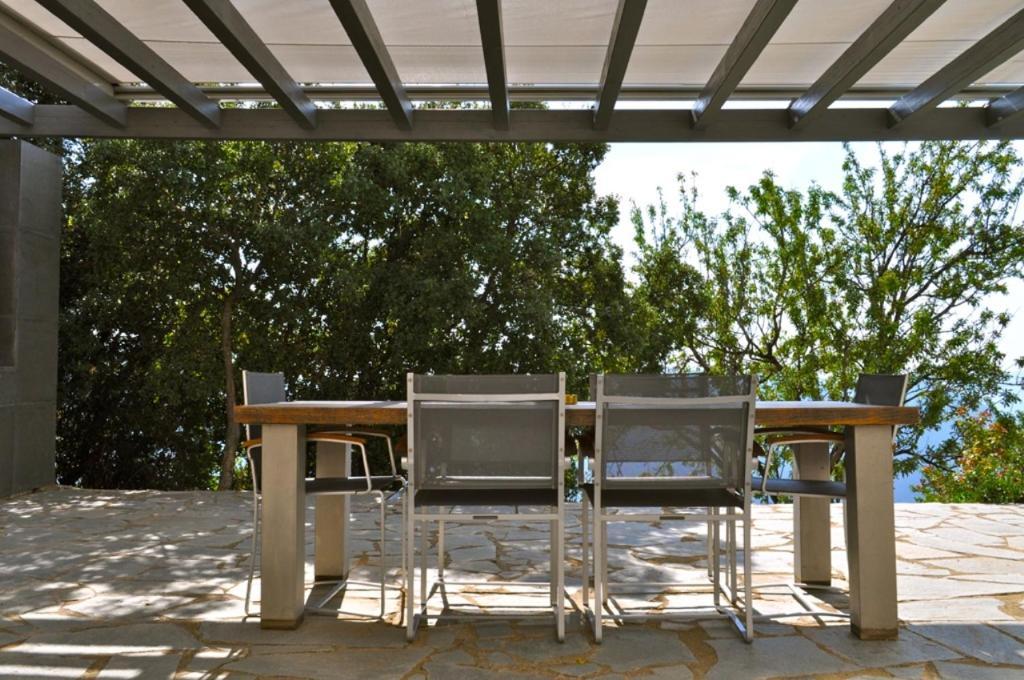Elafivolia Arachova Suites Esterno foto