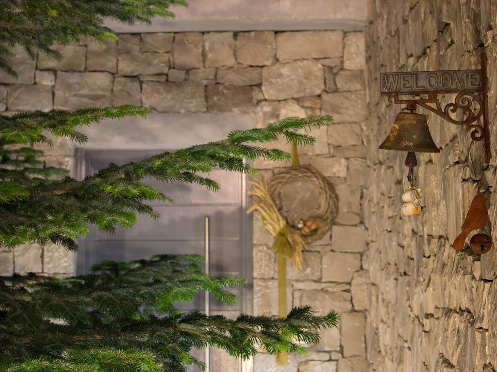 Elafivolia Arachova Suites Esterno foto