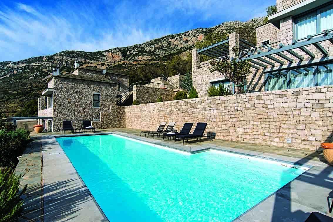 Elafivolia Arachova Suites Esterno foto